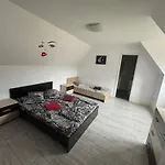 Apartamente De Inchiriat Lucky House