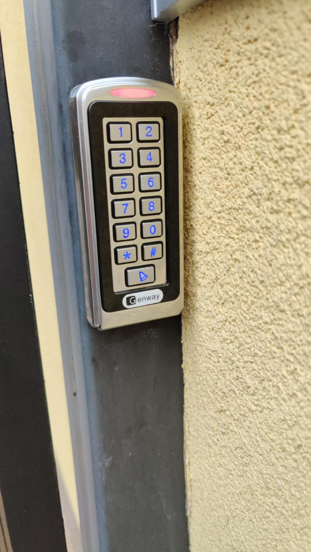 De Inchiriat Lucky House Apartment *