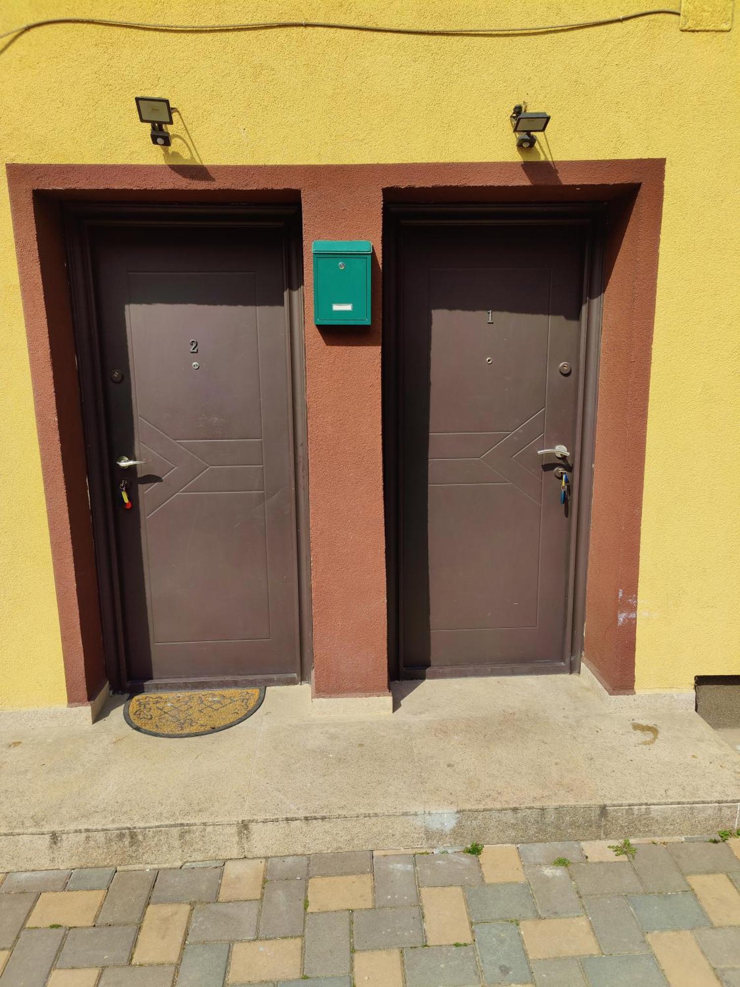 De Inchiriat Lucky House Apartment