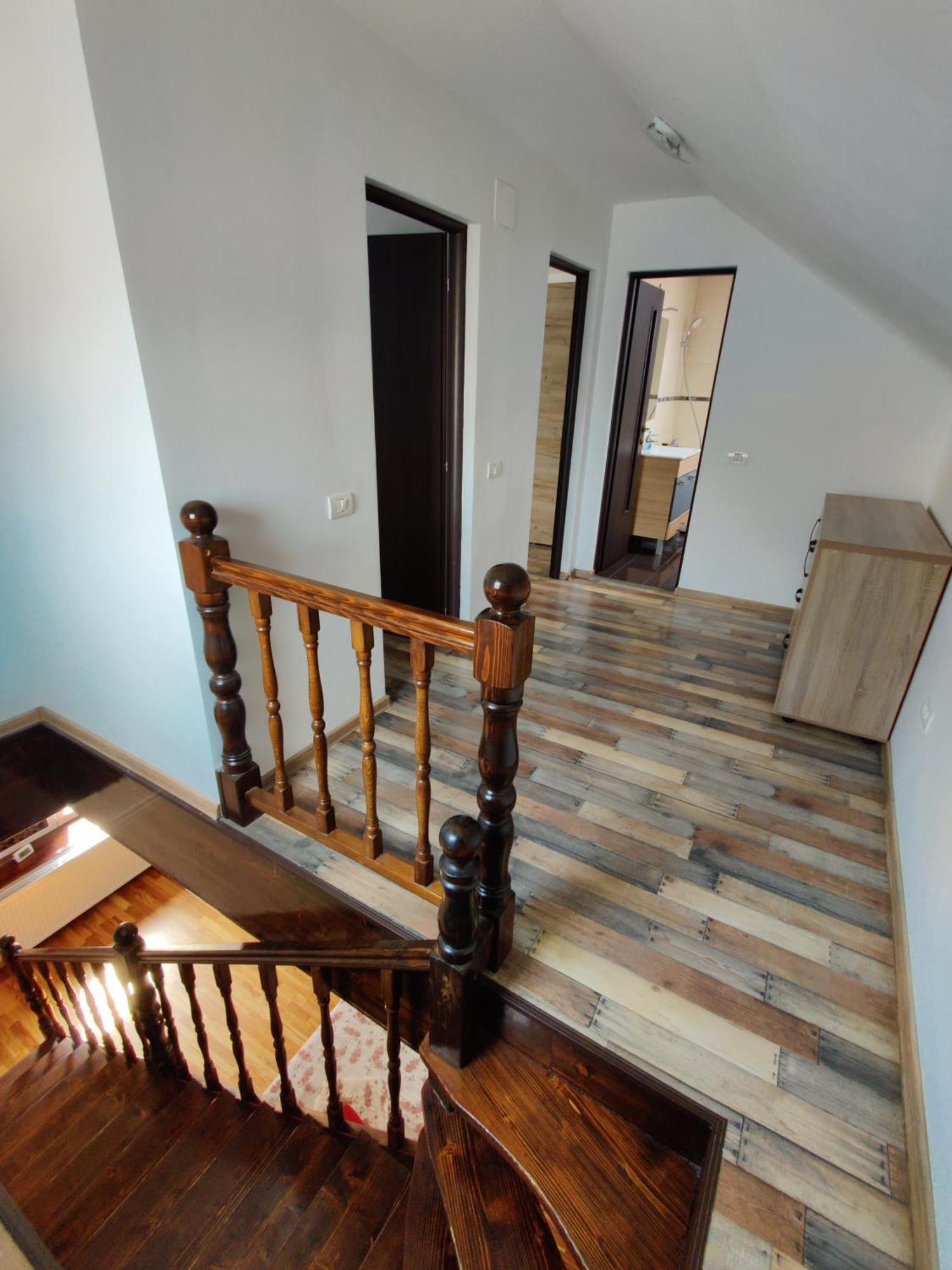 Apartment De Inchiriat Lucky House *